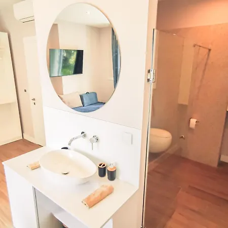 Luxury Seaside House Noble- Location In Town Guest house *