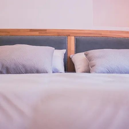 Guest house Luxury Seaside House Noble- Location In Town *