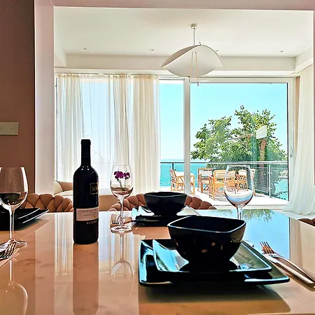 Luxury Seaside House Noble- 5 Star Apartmant And