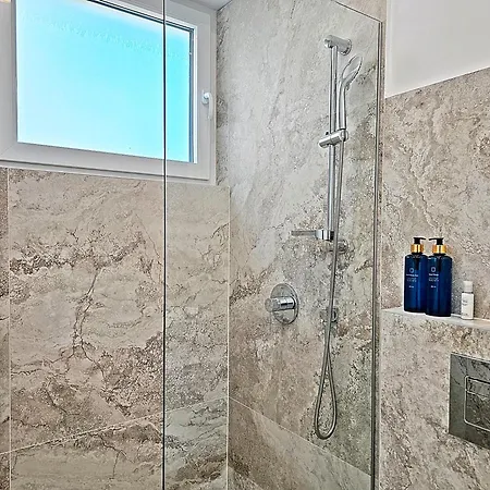 Luxury Seaside House Noble- Location In Town Affittacamere Spalato