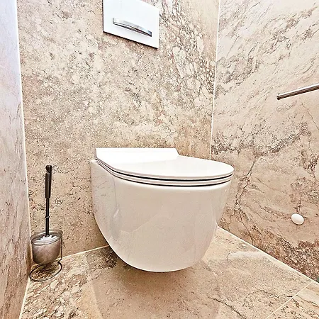 Luxury Seaside House Noble- Location In Town *