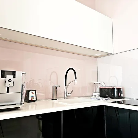 Luxury Seaside House Noble- 5 Star Apartmant And 3* Split